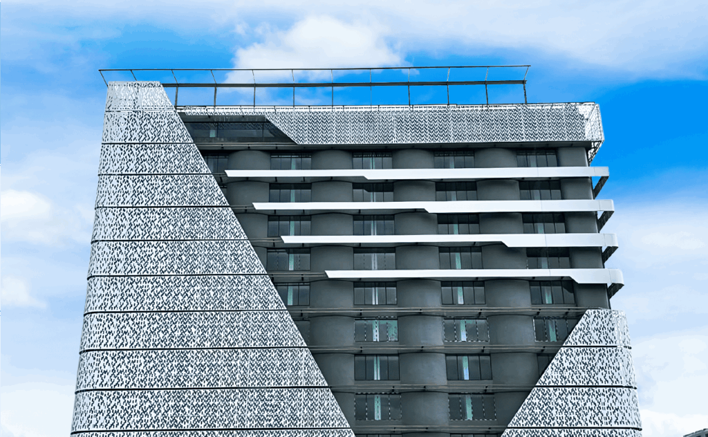 งาน Aluminium Composite ห่อหุ้มตัวอาคาร (Building Cladding)